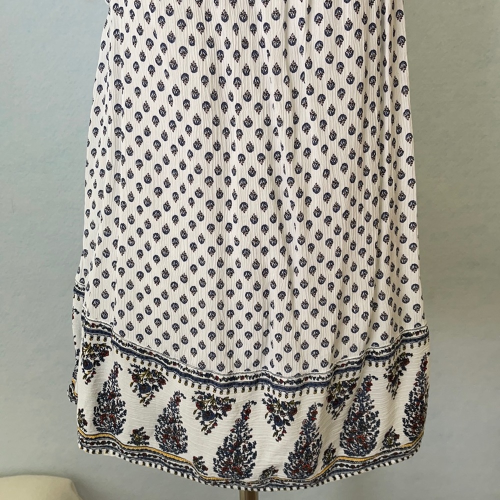 Old Navy Floral Tie Shoulder Strap Ruched TankTop - Picture 3 of 11